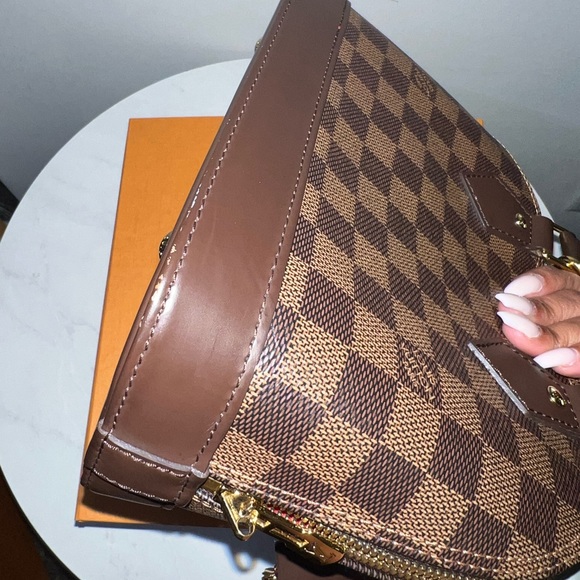 Louis Vuitton Alma BB !!SOLD ON MER*CARI!! - Picture 8 of 11